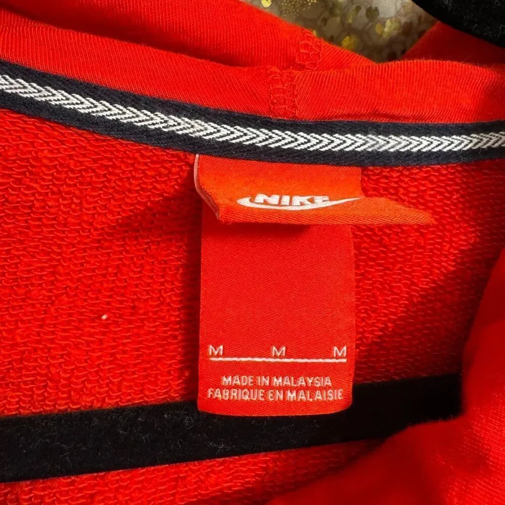 Nike women red